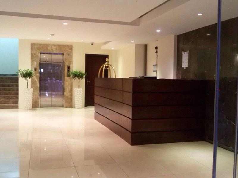 אל חובר Oyo 200 Majestic Homes מראה חיצוני תמונה