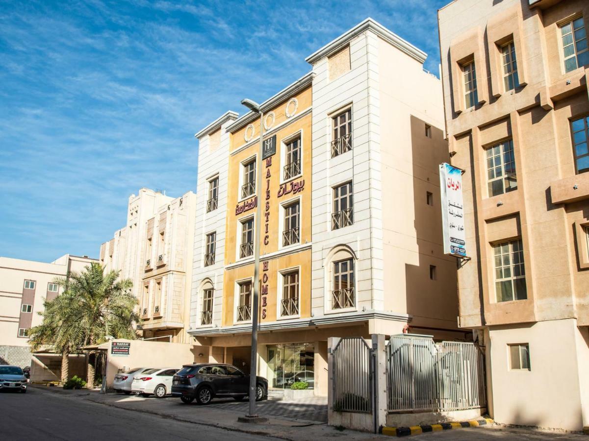 אל חובר Oyo 200 Majestic Homes מראה חיצוני תמונה