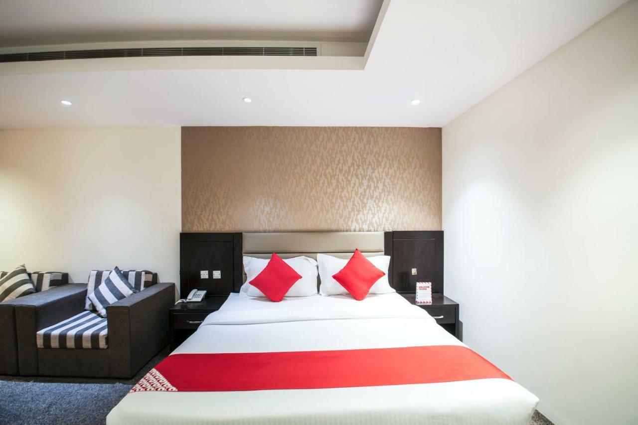 אל חובר Oyo 200 Majestic Homes מראה חיצוני תמונה