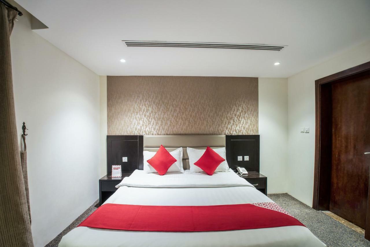 אל חובר Oyo 200 Majestic Homes מראה חיצוני תמונה